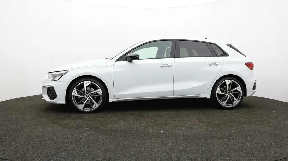 2022-audi-a3-15-35-tfsi-edition-1-sportback-5d-s-tronic-big-55