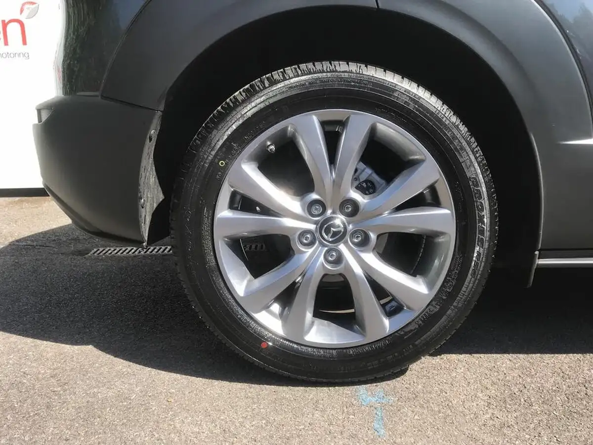 2025-mazda-cx-30-25-e-skyactiv-g-exclusive-line-big-8