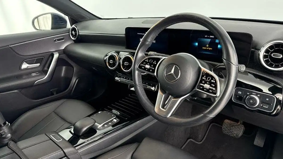 2022-mercedes-benz-a-class-13-a180-sport-executive-edition-hatchback-5d-7g-dct-big-5