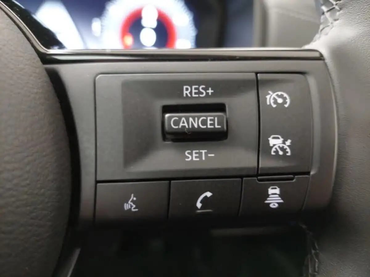 2024-nissan-qashqai-15-n-connecta-big-16