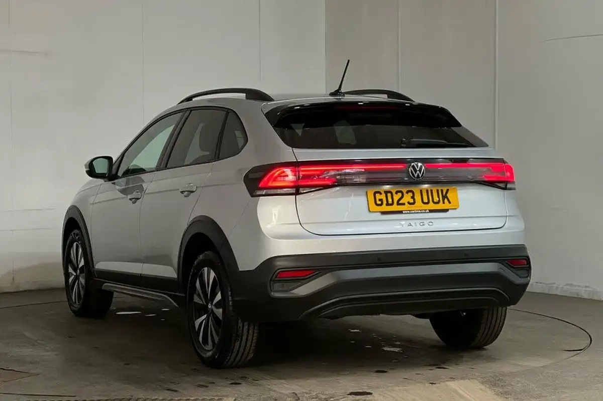 2023-volkswagen-taigo-10-tsi-life-110ps-big-18