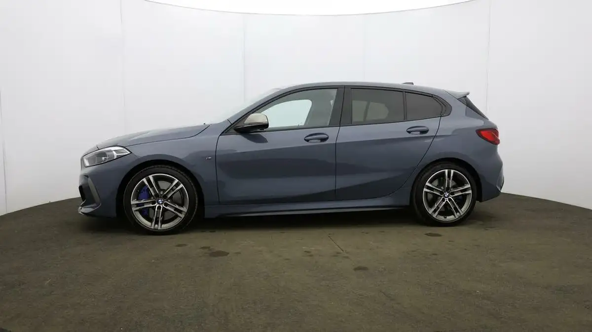 2022-bmw-1-series-20-m135i-xdrive-big-62