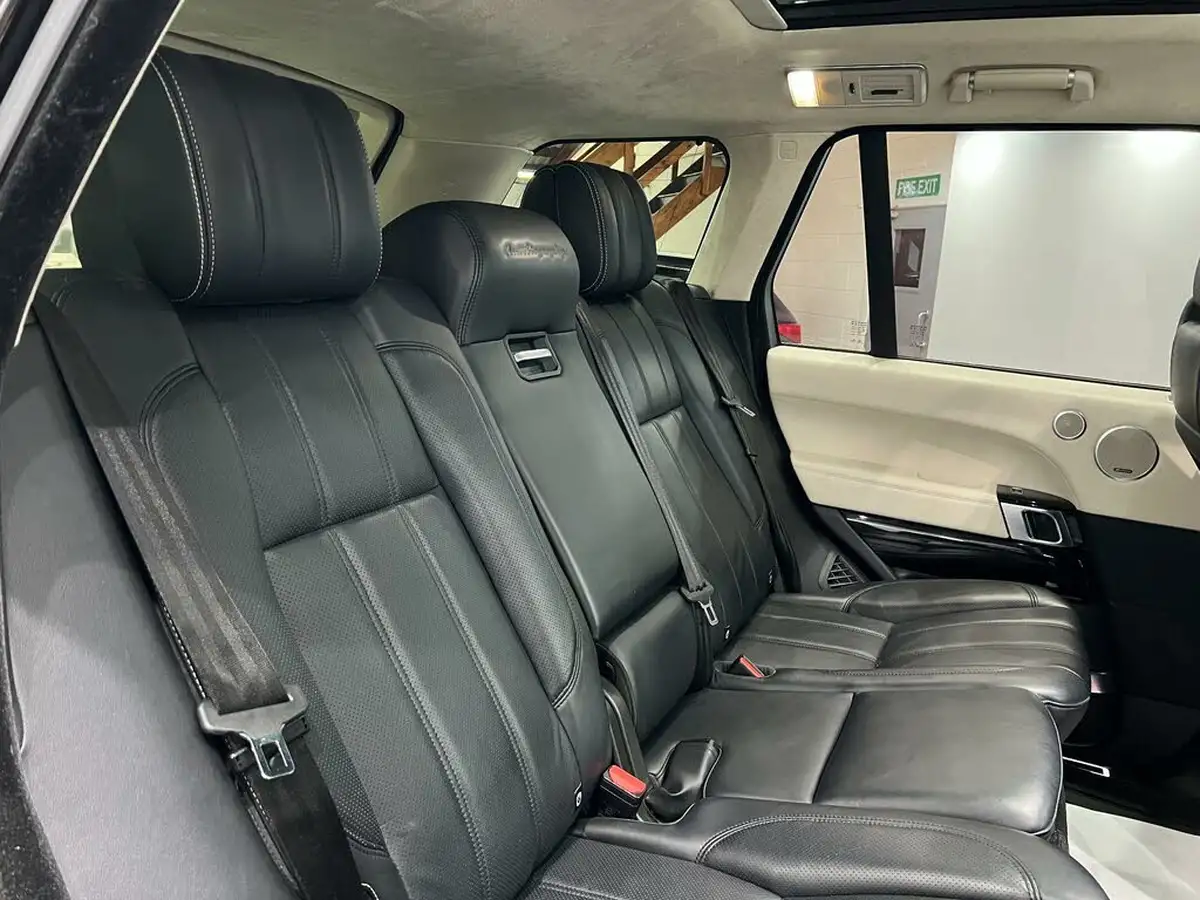 2017-land-rover-range-rover-30tdv6-autobiography-259ps-4wd-big-74