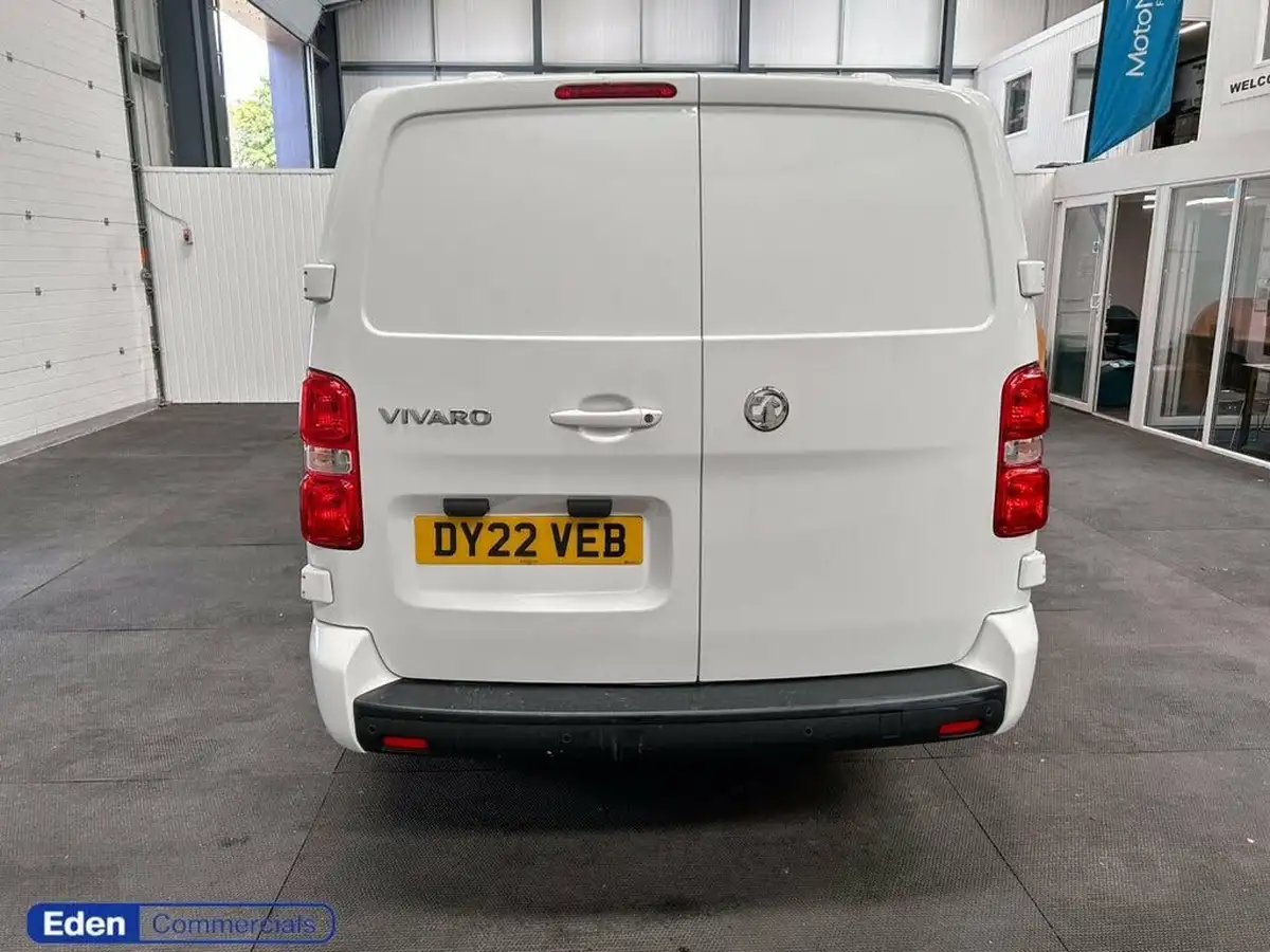 2022-vauxhall-vivaro-15td-2900-l2h1-sportive-big-5