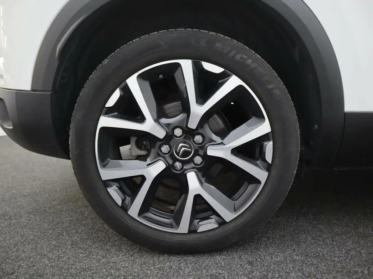 2022-citroen-c5-aircross-12-puretech-shine-plus-eat8-big-6