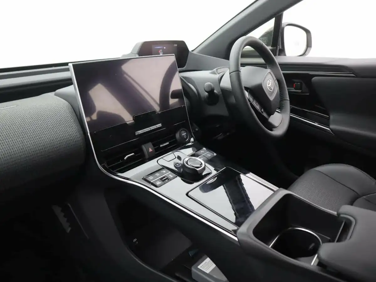 2024-toyota-bz4x-e-vision-215bhp-awd-11kw-obc-big-14