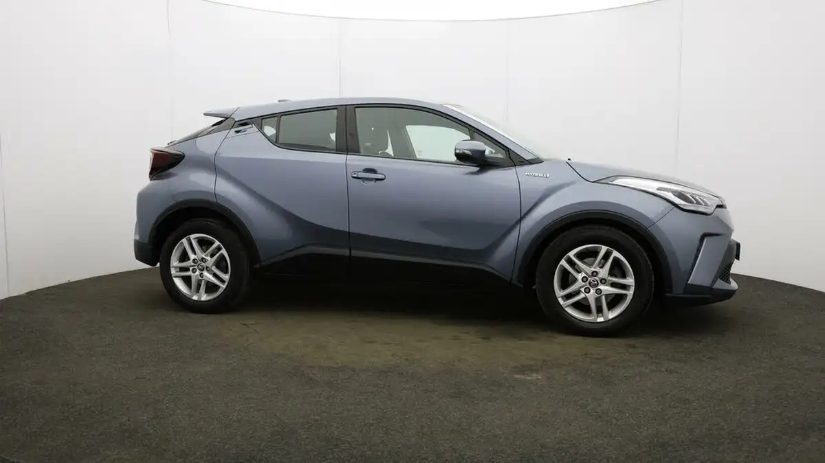 2020-toyota-c-hr-18-vvt-i-icon-parking-pack-big-43