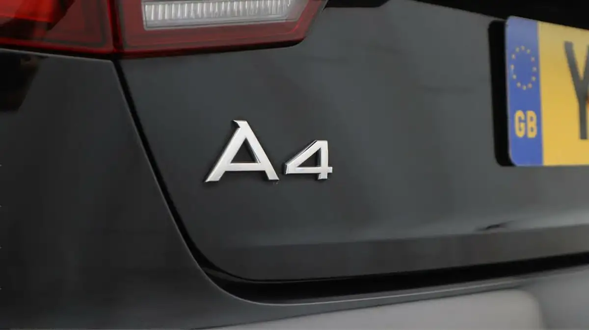 2019-audi-a4-20-40-tdi-s-line-big-20