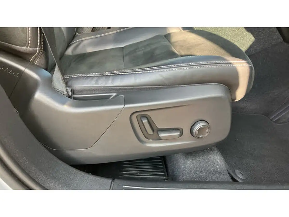 2022-volvo-xc40-15-t5-r-design-pro-big-37