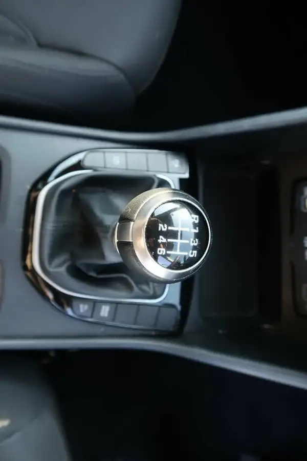 2021-hyundai-tucson-16-t-gdi-se-connect-150ps-big-37