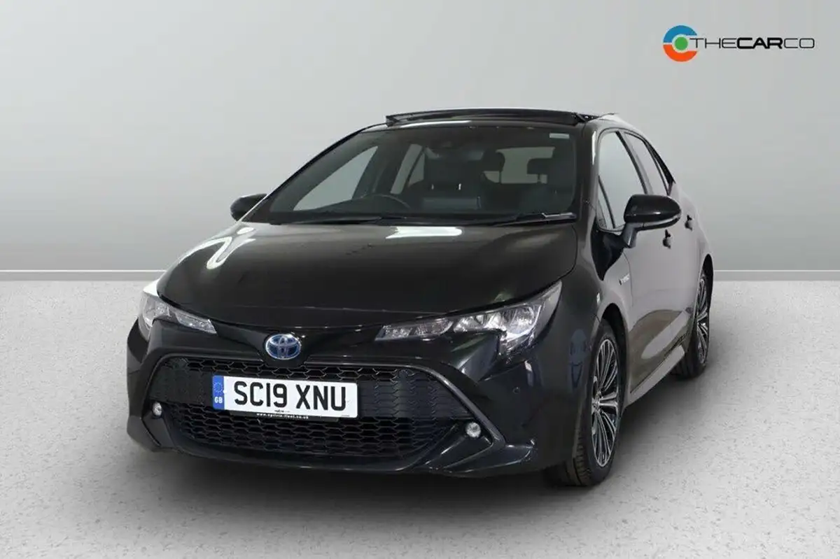 2019-toyota-corolla-18-vvt-i-design-trk-hatchback-5d-big-5
