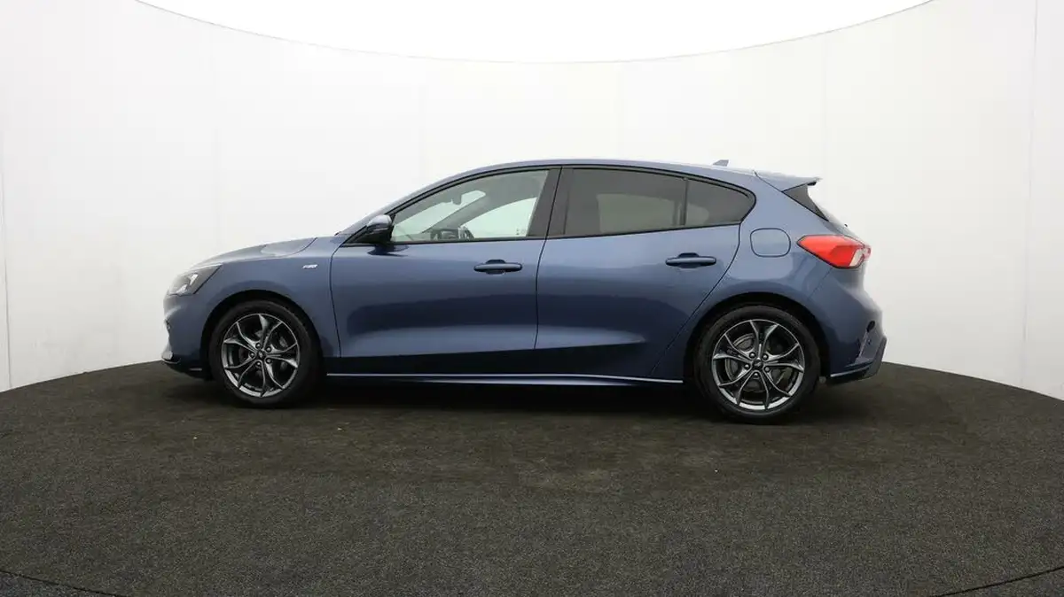 2021-ford-focus-10t-st-line-edition-125ps-hatchback-big-70