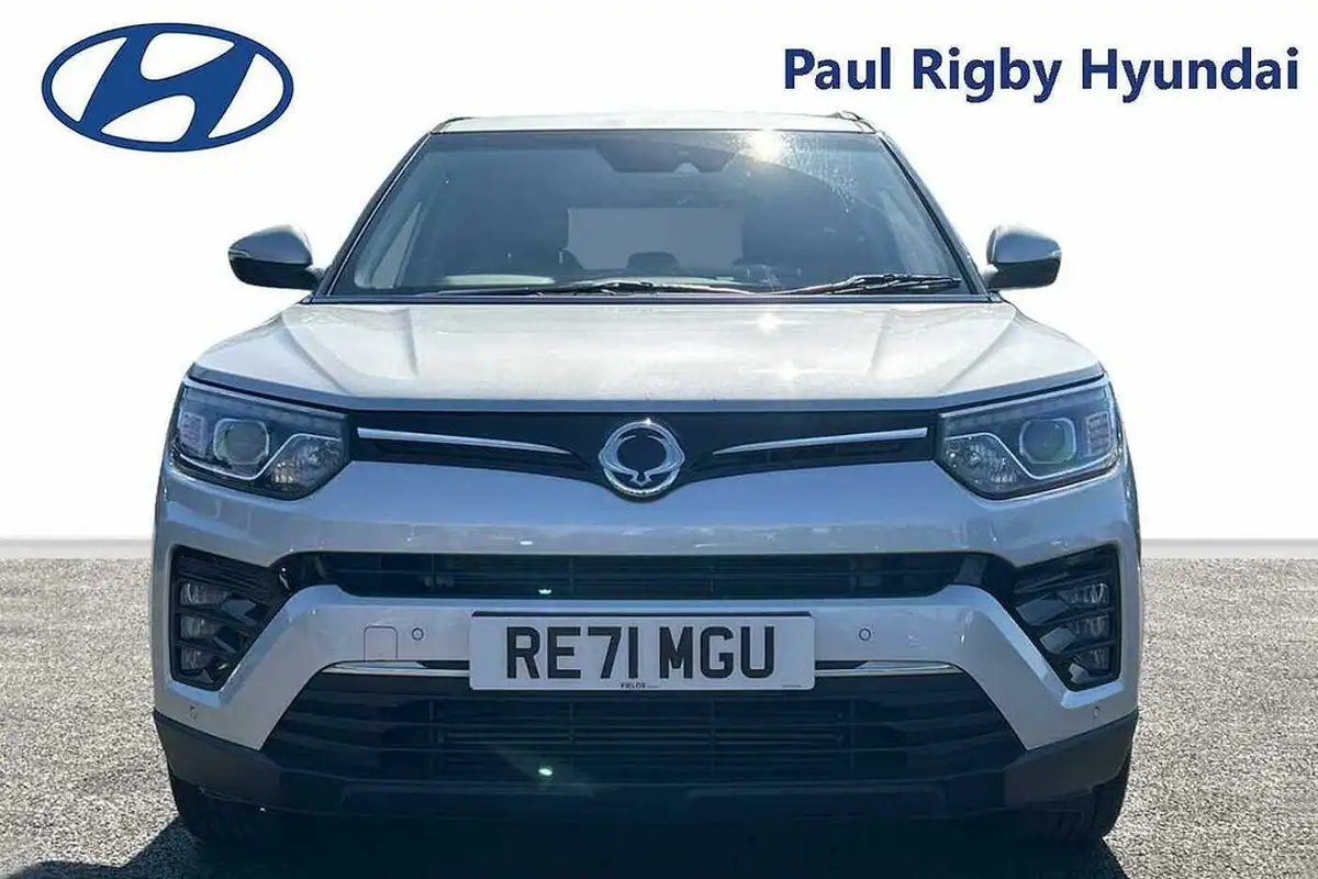 2021-kgm-ssangyong-tivoli-15-ultimate-auto-big-6