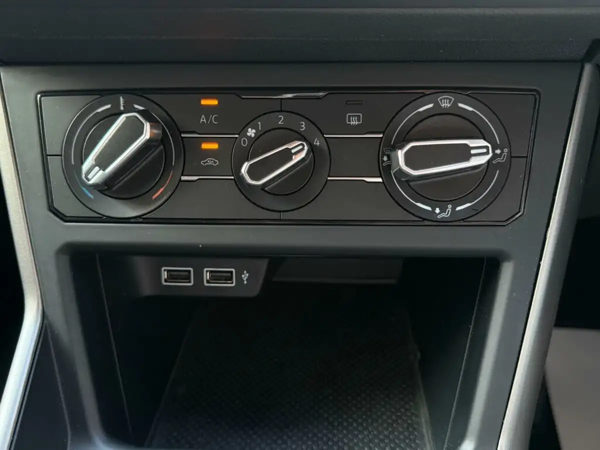 2019-volkswagen-polo-10-tsi-se-ss-dsg-big-41