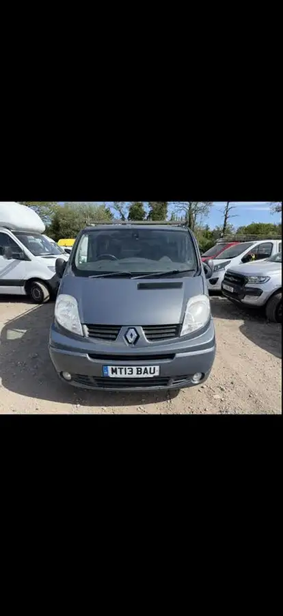 2013-renault-trafic-20td-sl27dci-115-sport-eu5eco-sat-nav-panel-van-big-1