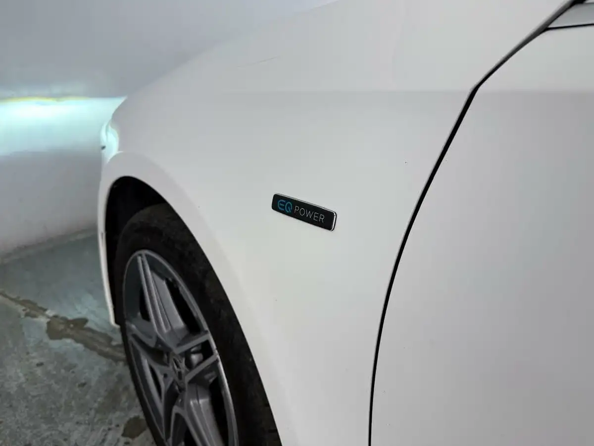 2021-mercedes-benz-a-class-13-a250e-amg-line-executive-saloon-4d-big-41