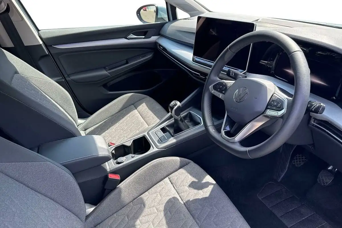 2024-volkswagen-golf-15-tsi-match-115ps-big-38