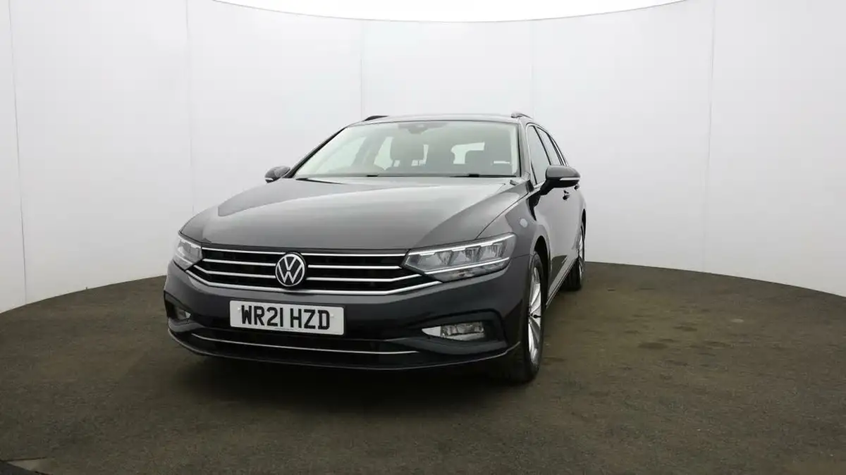 2021-volkswagen-passat-20tdi-se-nav-150ps-estate-5d-big-37