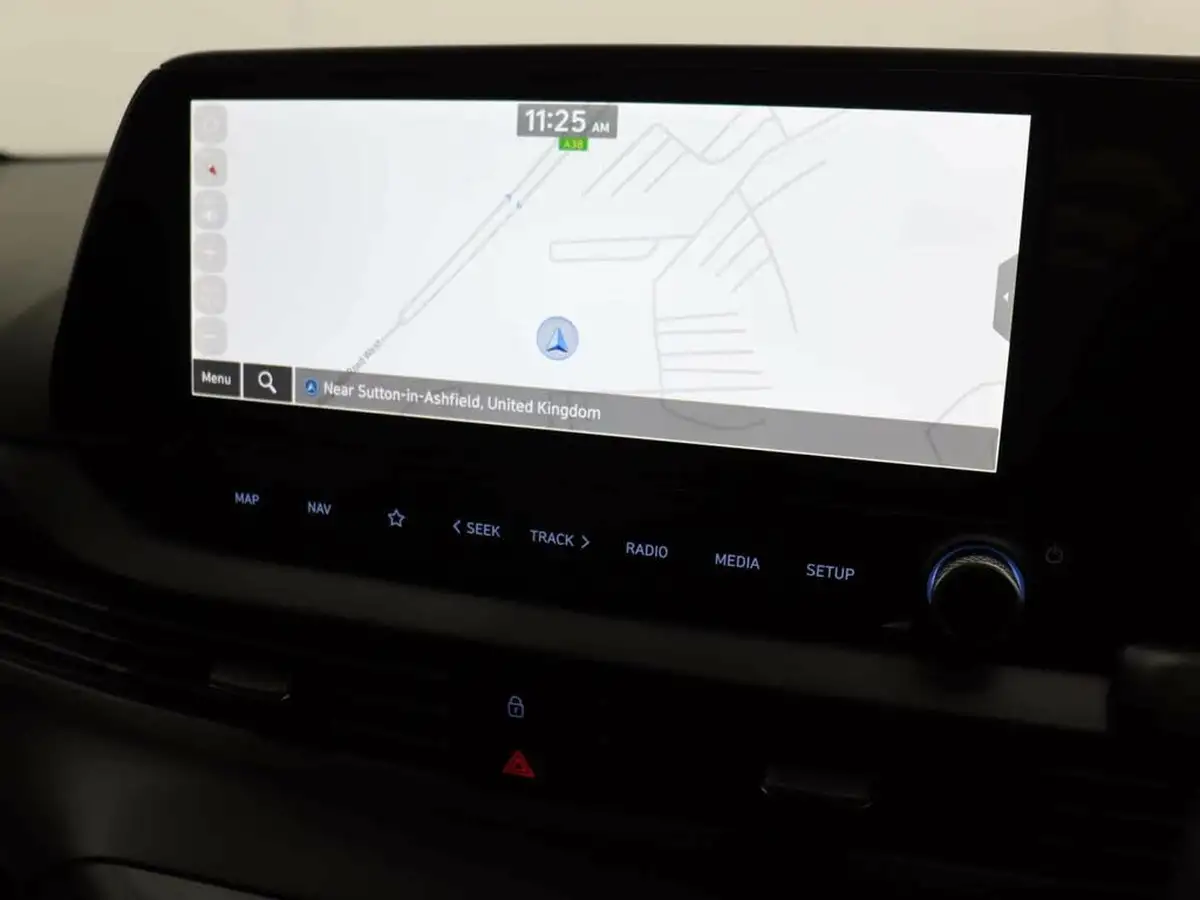 2024-hyundai-bayon-10-t-gdi-premium-100ps-7dct-big-34