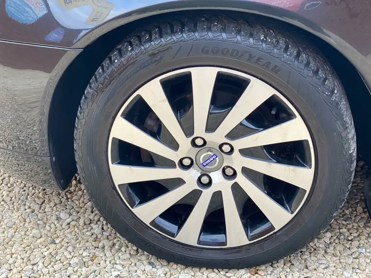 2013-volvo-s80-16td-d2-se-lux-big-51