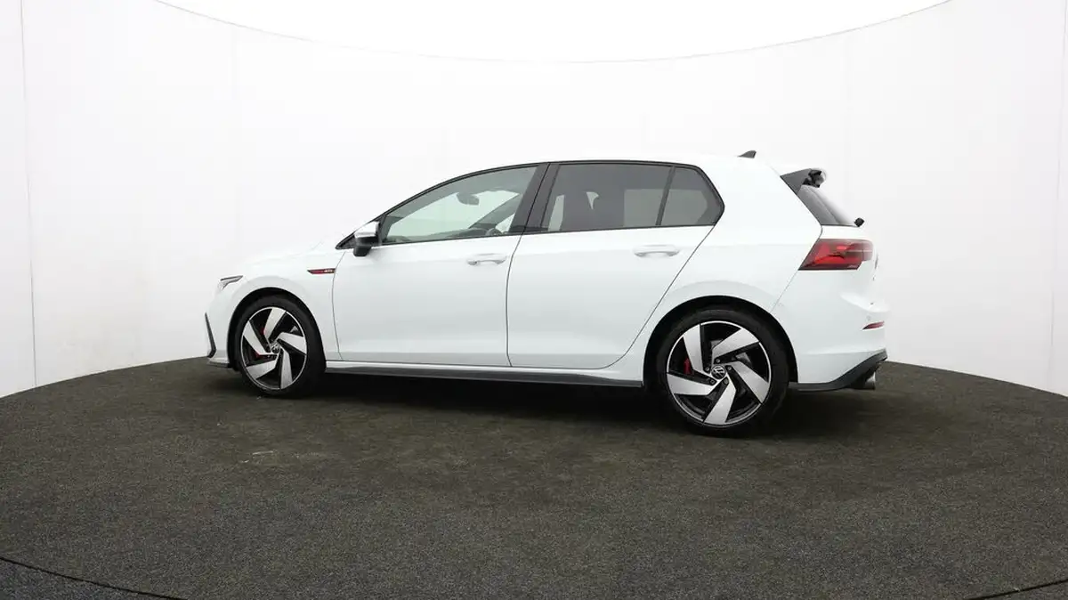 2024-volkswagen-golf-20-tsi-gti-245ps-big-65