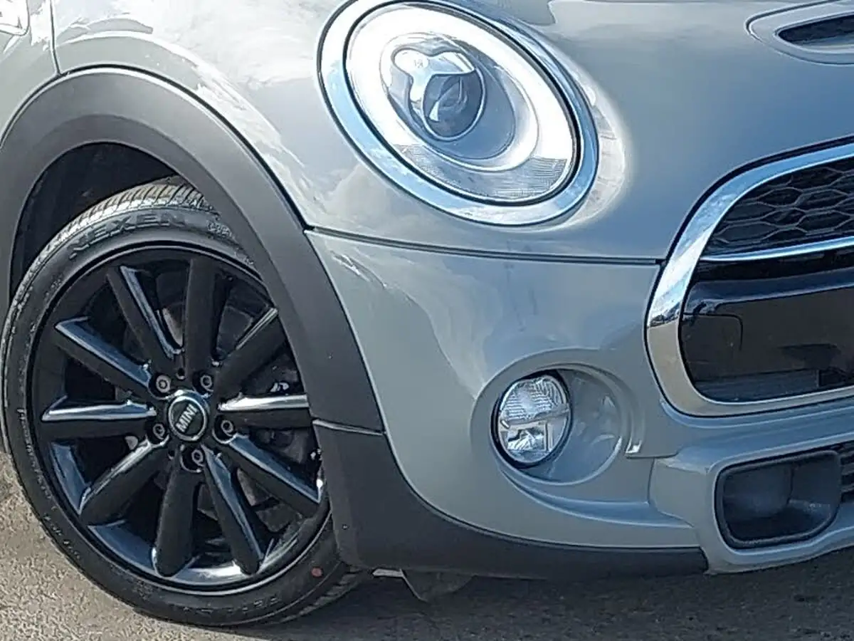 2017-mini-cooper-20-cooper-s-ss-hatchback-5d-big-8