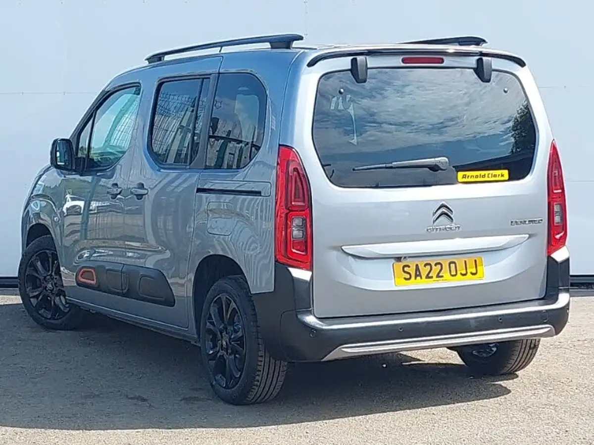 2022-citroen-berlingo-15bluehdi-flair-xtr-m-size-130ps-ss-big-1