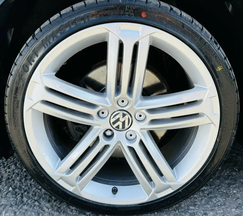 2015-volkswagen-scirocco-20tdi-r-line-184ps-big-22