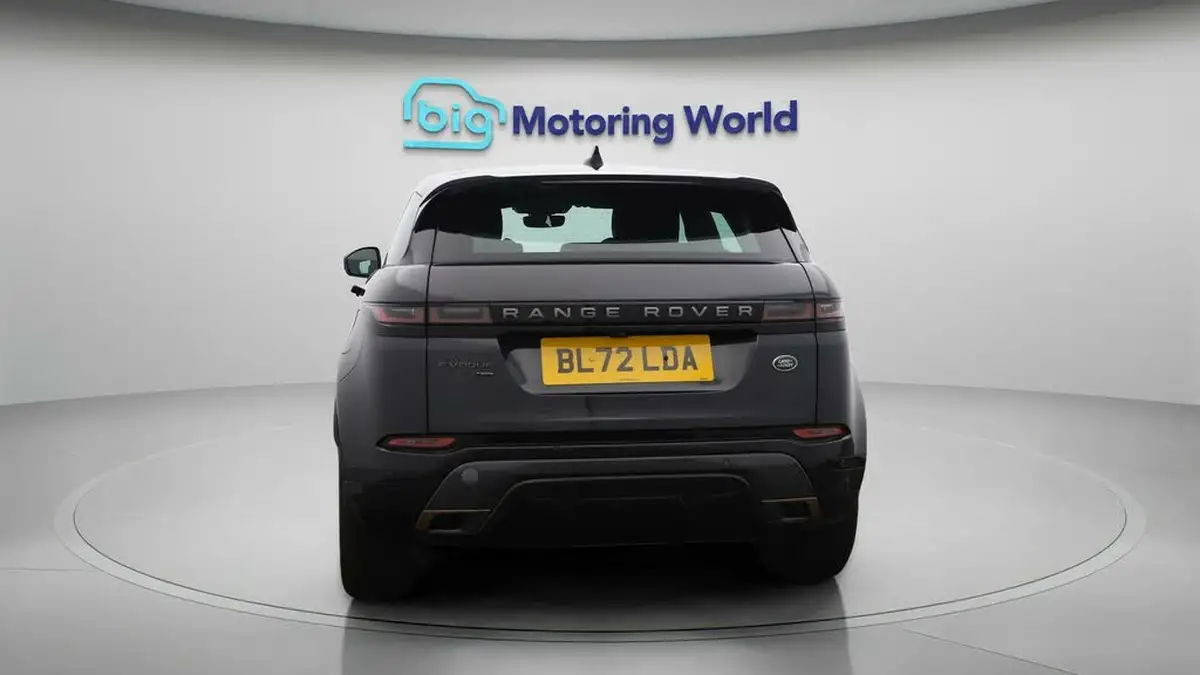 2022-land-rover-range-rover-evoque-15-p300e-r-dynamic-s-big-6