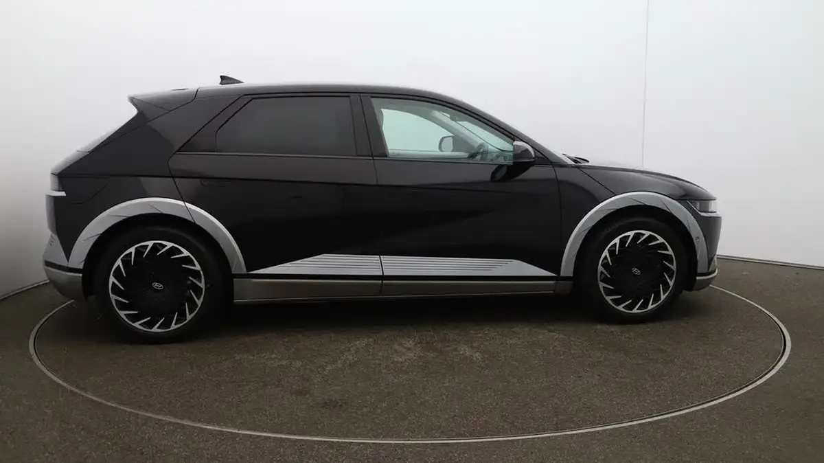 2022-hyundai-ioniq-5-e-ultimate-217ps-73kwh-rwd-big-42