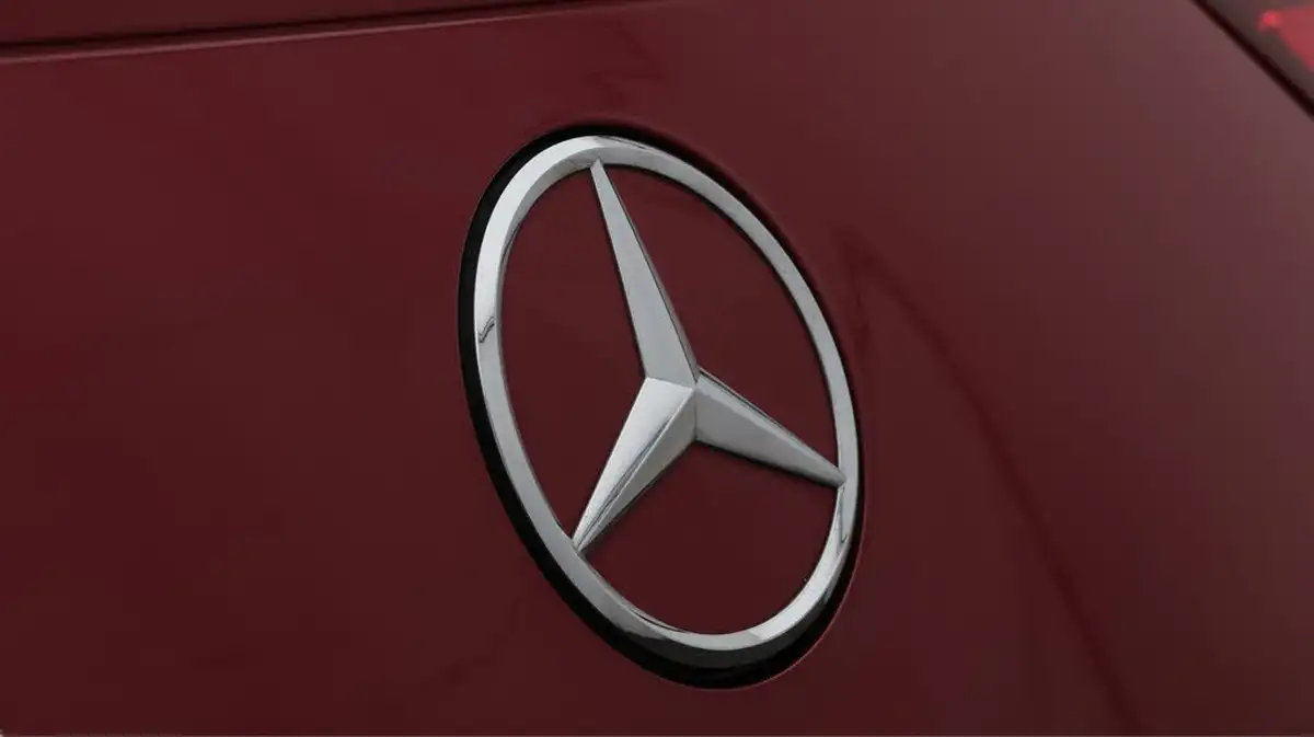 2021-mercedes-benz-cla-13-cla-180-amg-line-premium-plus-coupe-4d-big-21
