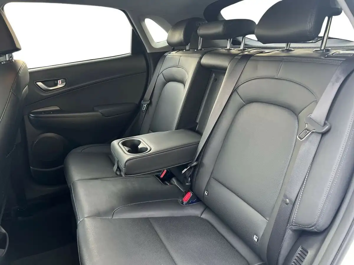 2022-hyundai-kona-10-t-gdi-ultimate-big-21
