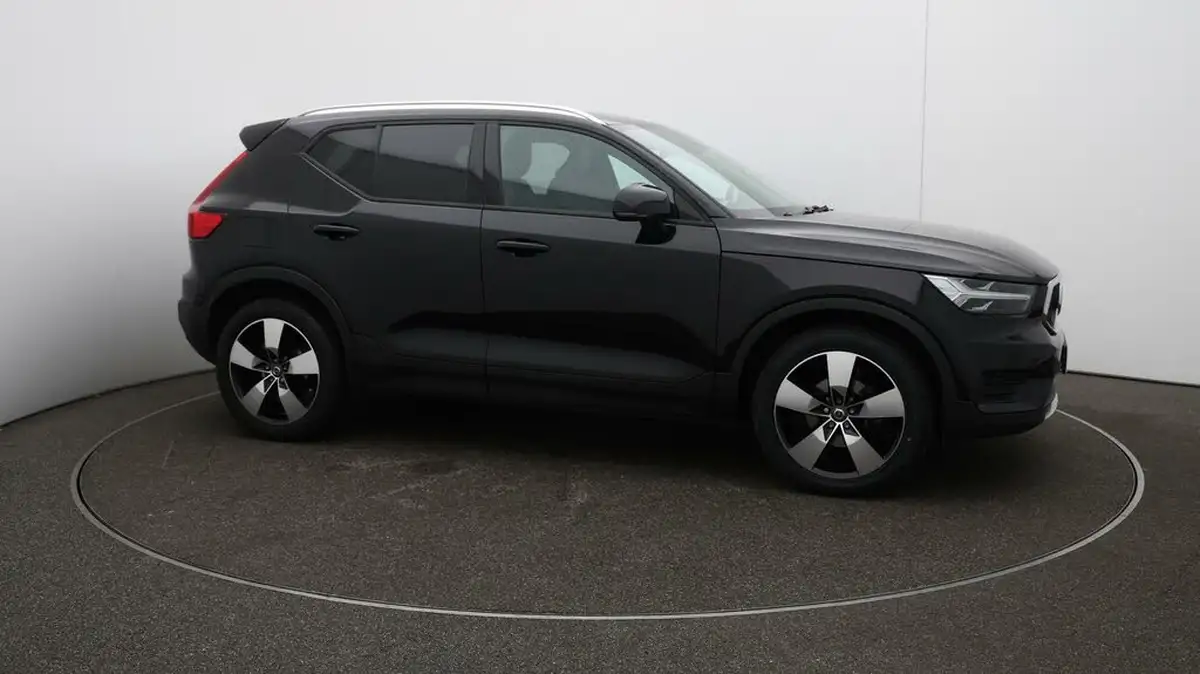 2019-volvo-xc40-20td-d3-momentum-big-45
