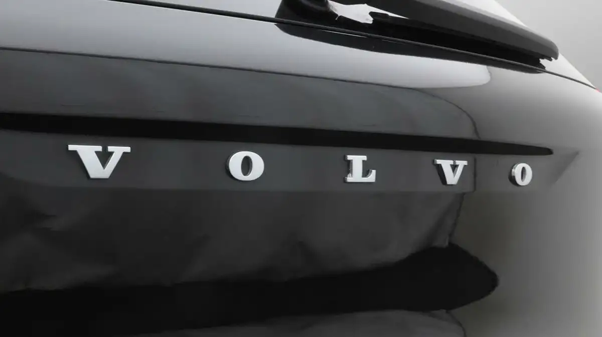 2019-volvo-xc40-20td-d3-momentum-big-21