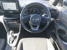 2022-toyota-yaris-cross-15-vvt-i-design-small-6