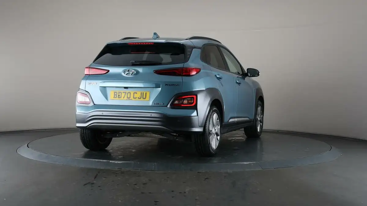 2020-hyundai-kona-e-premium-204ps-big-67