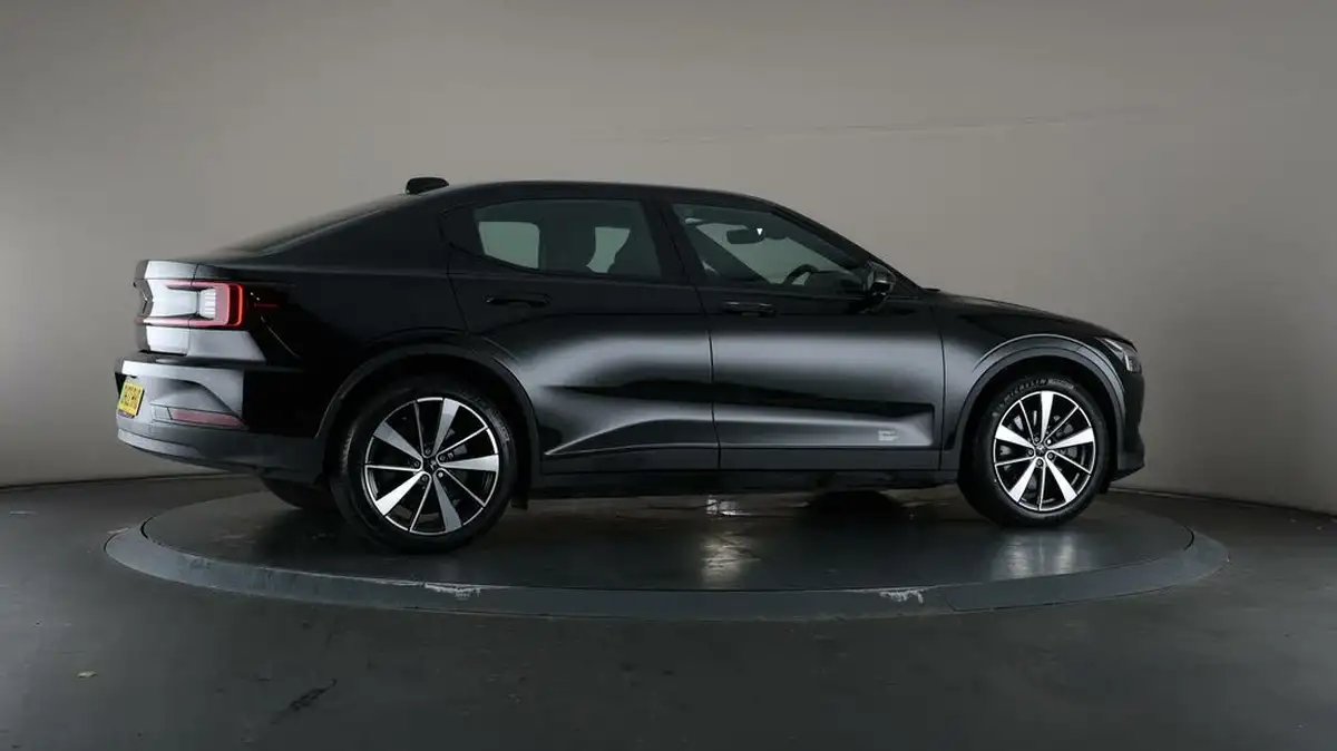 2021-polestar-polestar-2-e-ps2-300kw-long-dual-big-63