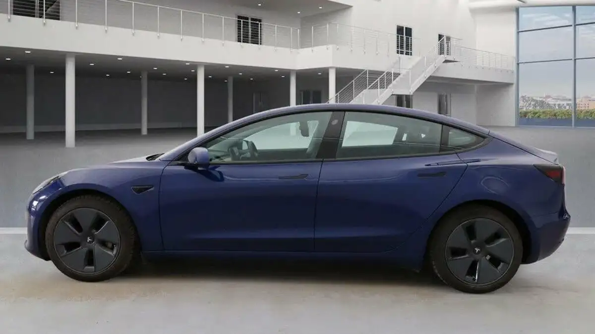 2021-tesla-model-3-e-long-range-4x4-big-11