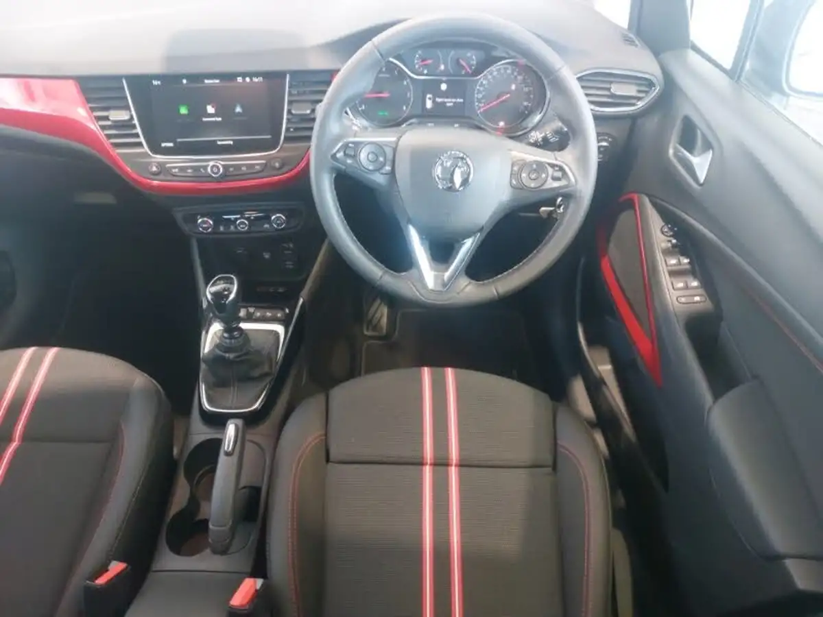 2023-vauxhall-crossland-12-gs-110ps-big-2