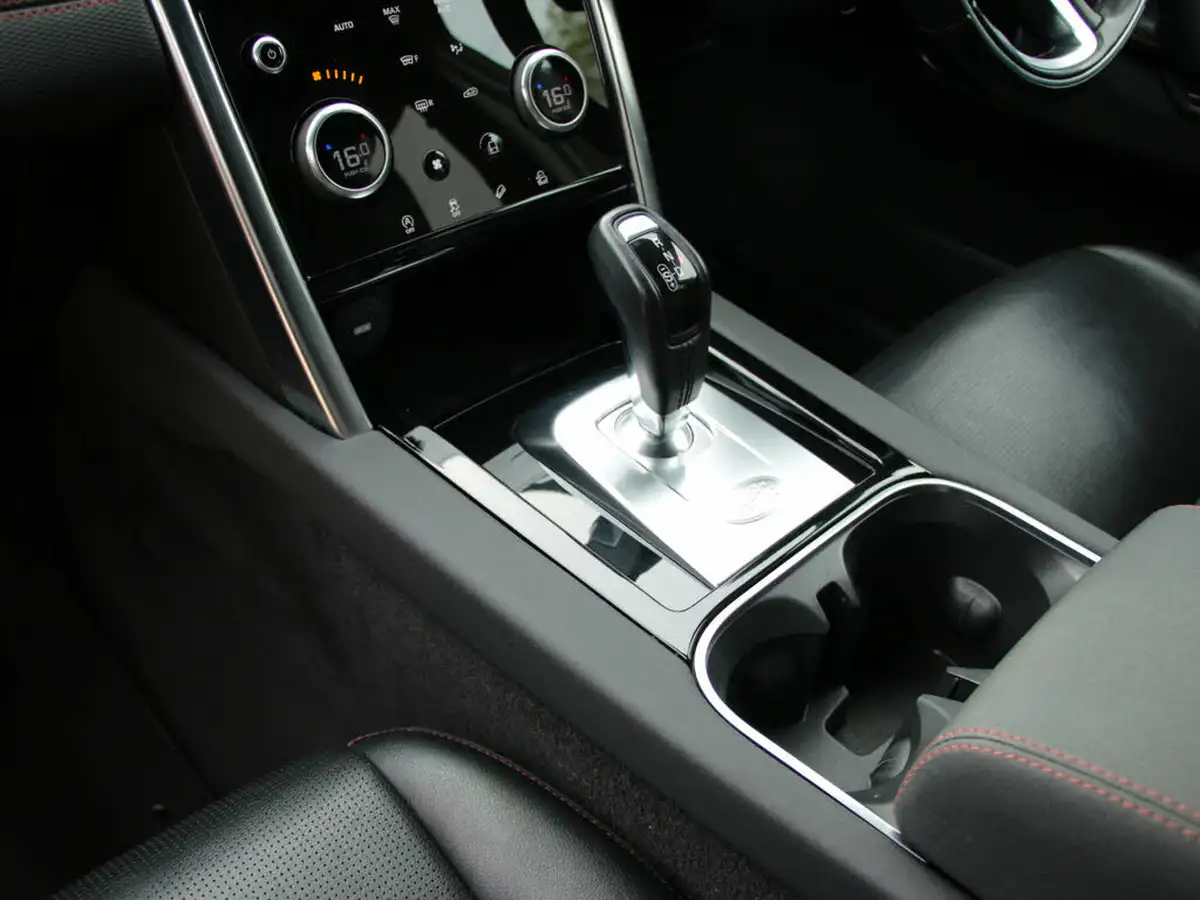 2019-land-rover-discovery-sport-20-d180-r-dynamic-se-big-44