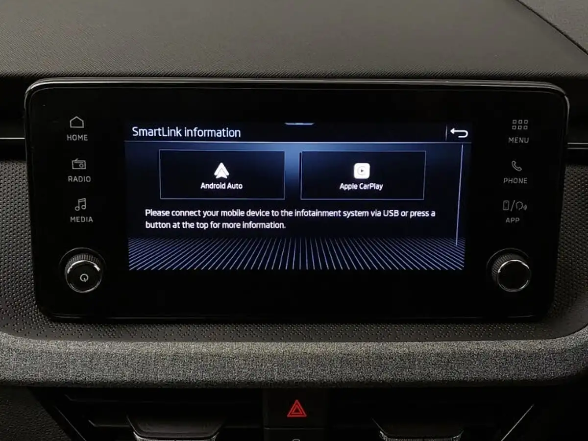 2024-skoda-kamiq-10-tsi-se-116ps-dsg-big-10
