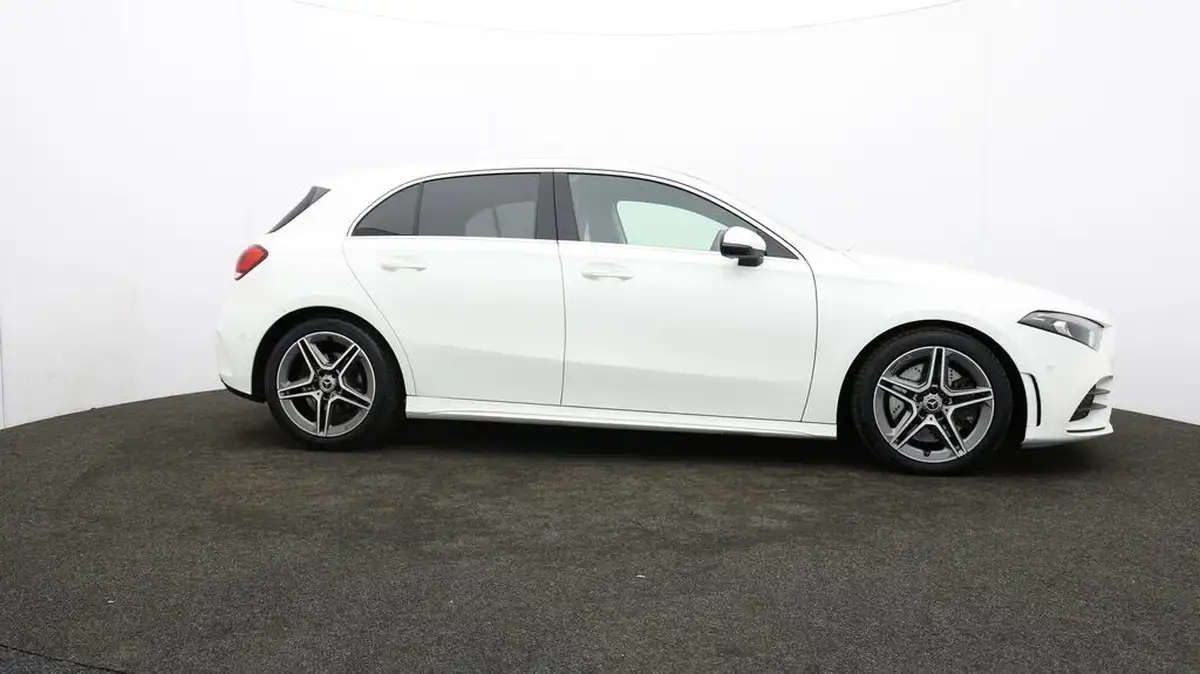 2019-mercedes-benz-a-class-20-a250-amg-line-premium-hatchback-5d-big-40