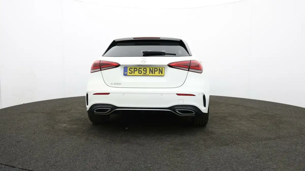 2019-mercedes-benz-a-class-20-a250-amg-line-premium-hatchback-5d-big-64
