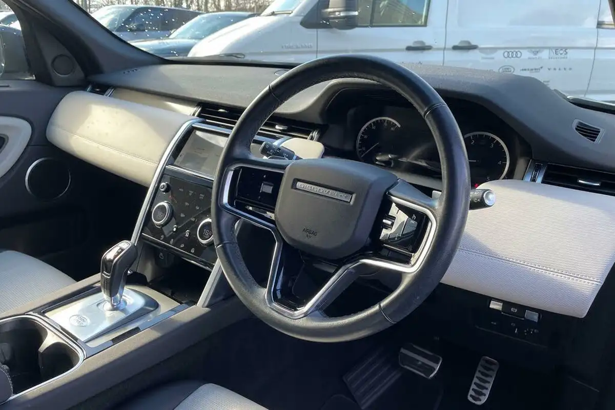 2022-land-rover-discovery-sport-20-d200-urban-edition-big-29