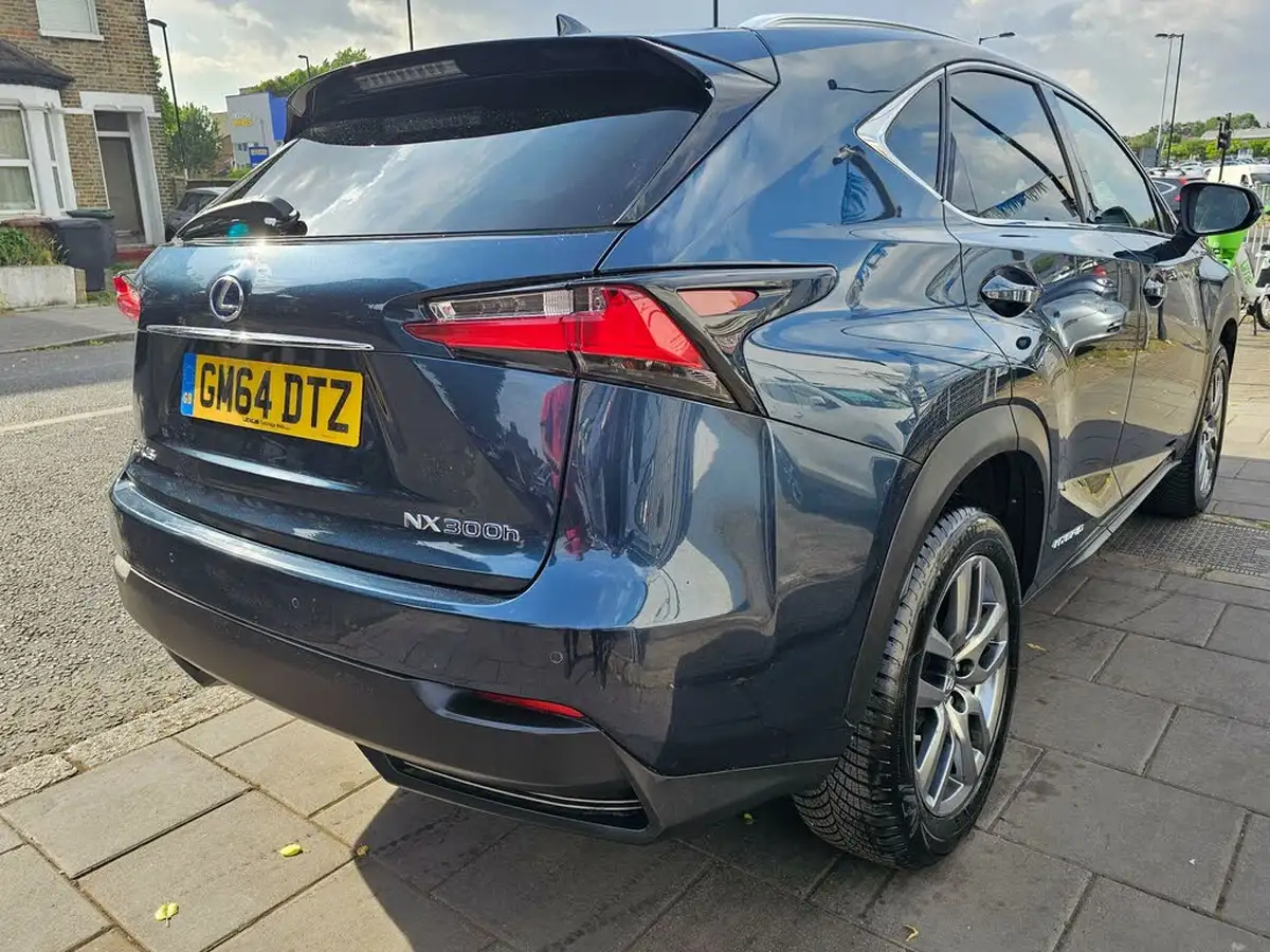 2014-lexus-nx-300h-25-luxury-194bhp-sunroof-big-10