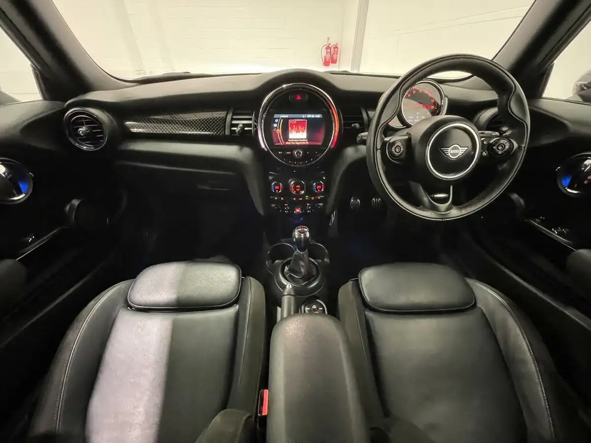 2019-mini-cooper-20-cooper-s-sport-189bhp-hatchback-3d-big-23
