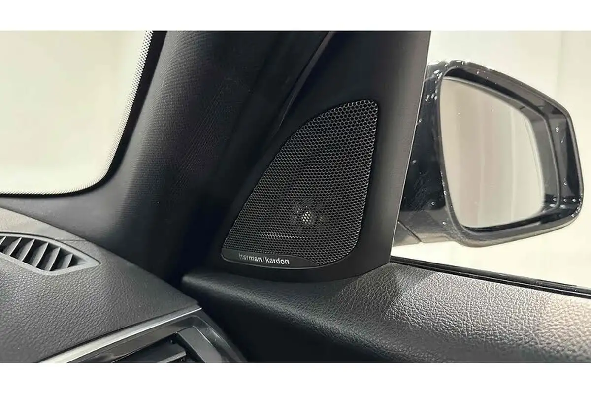 2019-bmw-1-series-15-118i-m-sport-shadow-edition-5d-auto-big-31