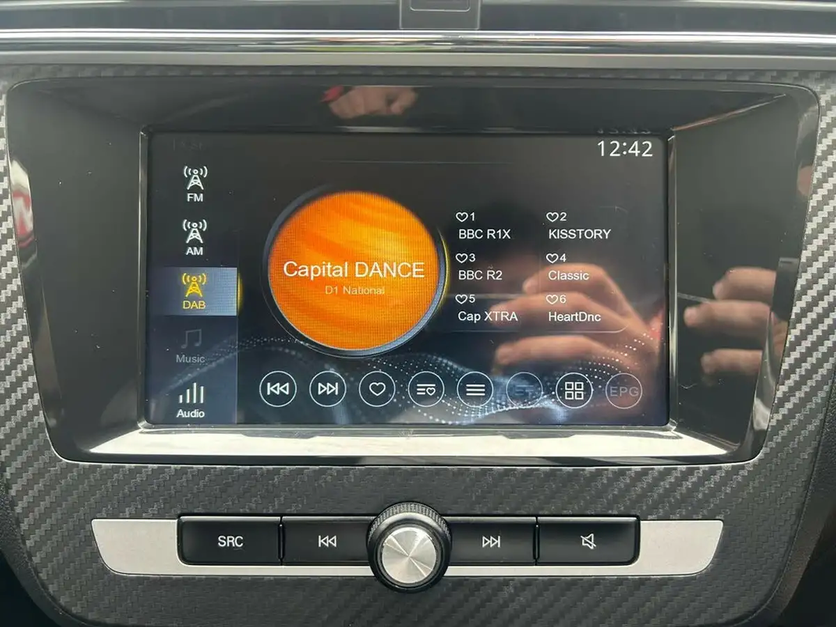 2020-mg-zs-suv-10t-gdi-exclusive-111ps-big-19