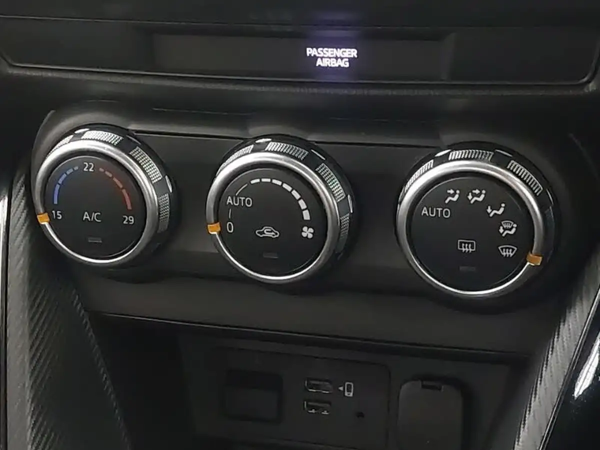 2022-mazda-mazda2-15-e-skyactiv-g-se-l-big-14