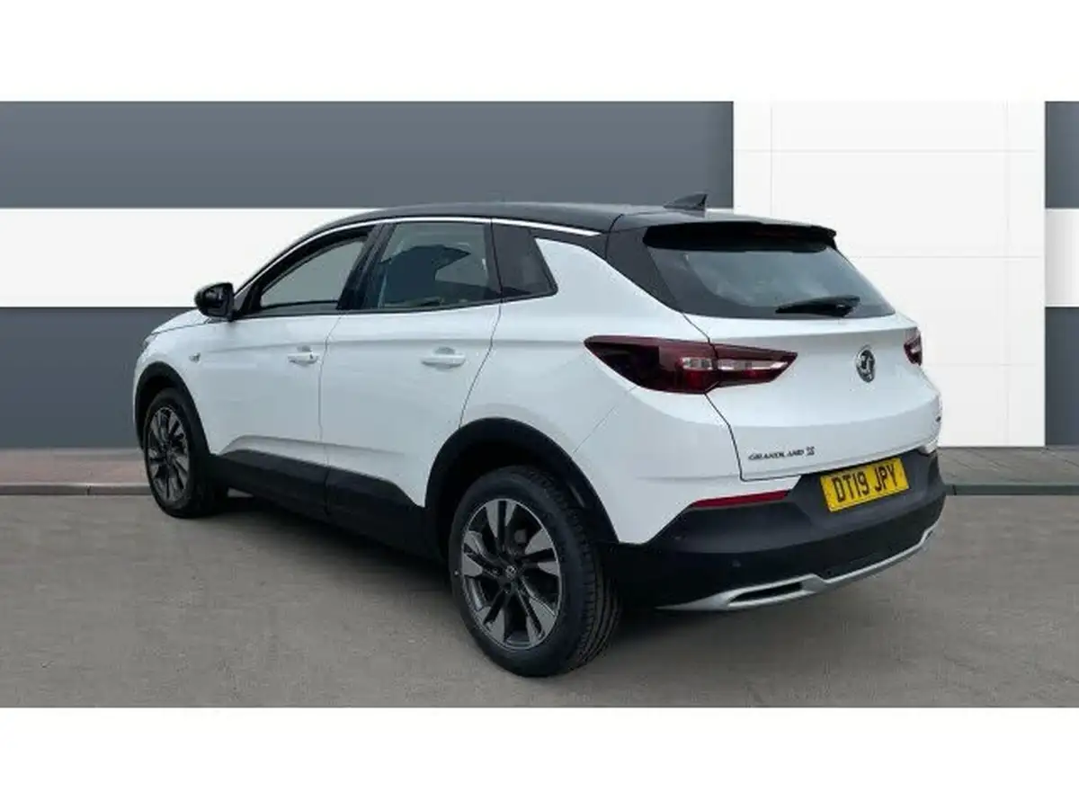 2019-vauxhall-grandland-x-12-sport-nav-big-1